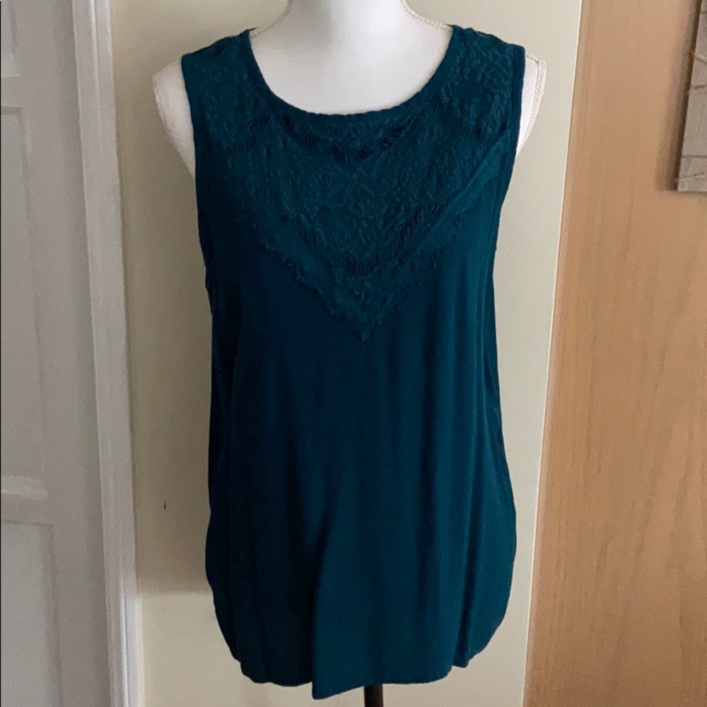 Xhilaration XL sleeveless blouse